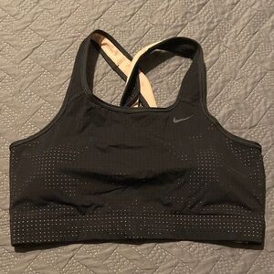 Nike Dri Fit Sports Bra - XL
